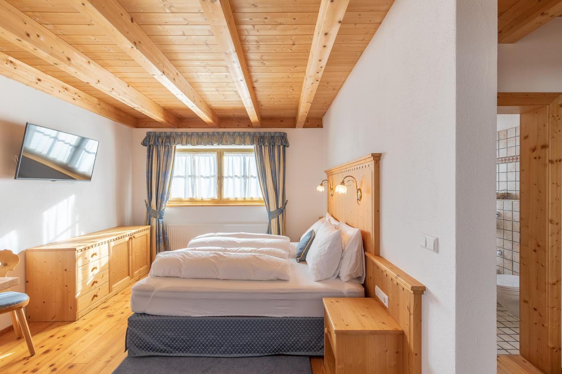 Cima Dodici B&B - Apartments Sexten Exteriör bild