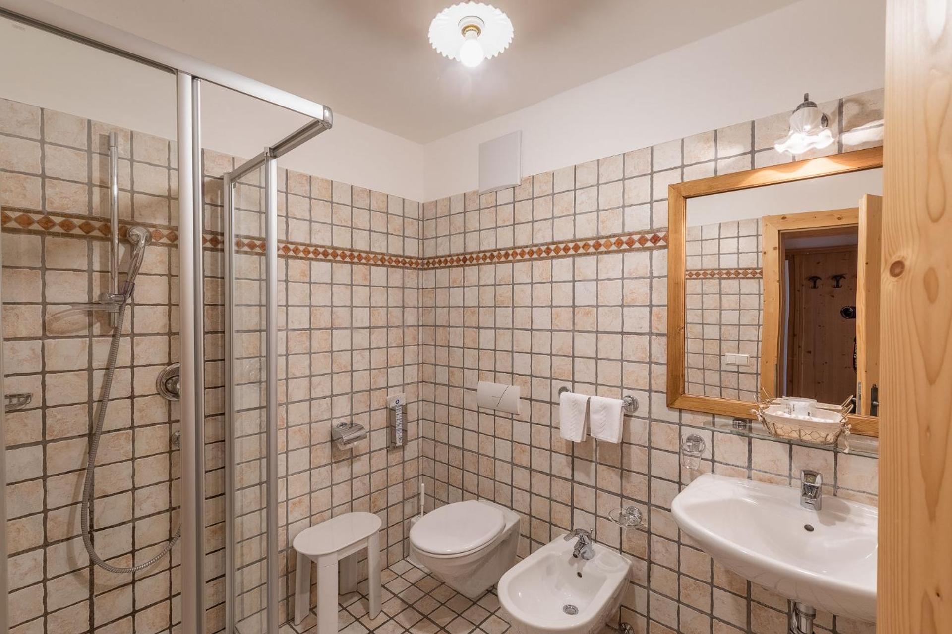 Cima Dodici B&B - Apartments Sexten Rum bild